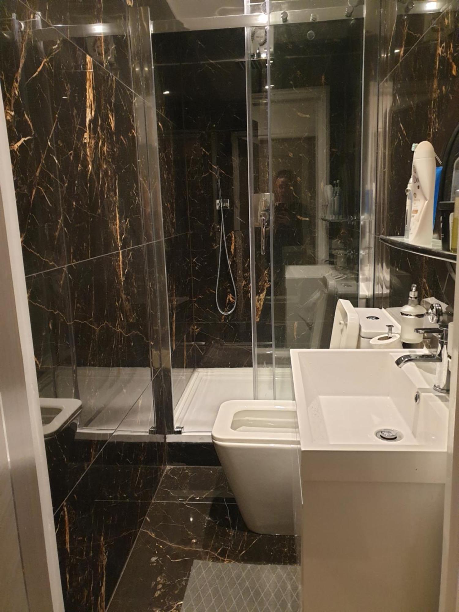 Property-ensuite, Double And Budget Homestay